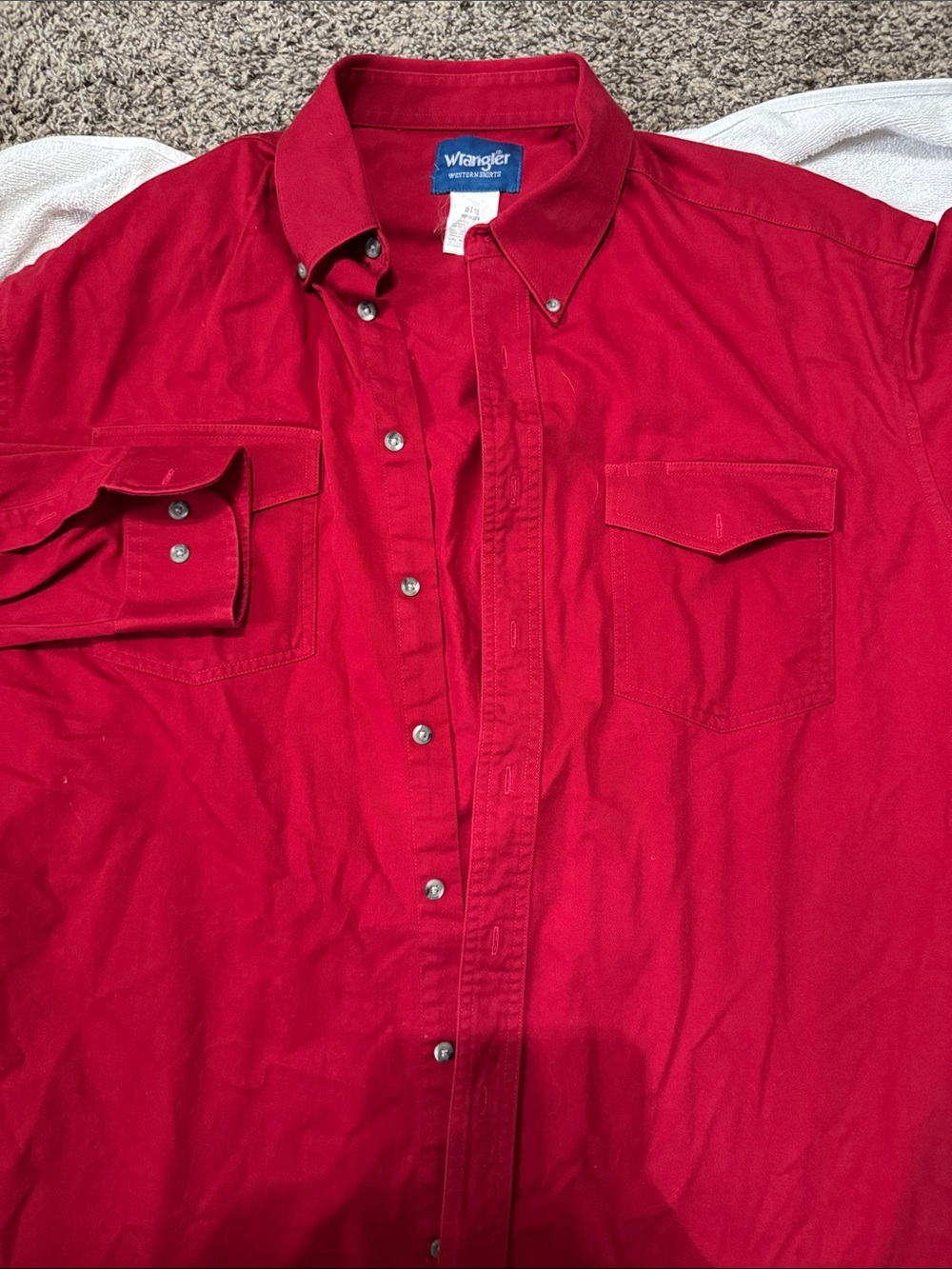 Wrangler Men's Bright Red Button-Down Western Shirt